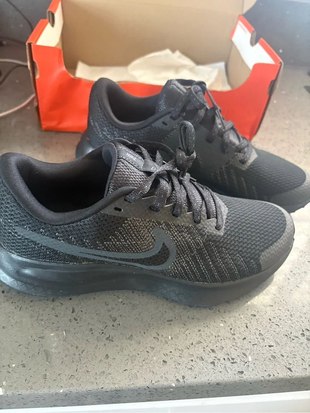 Nike W Black Athletic Running Shoes